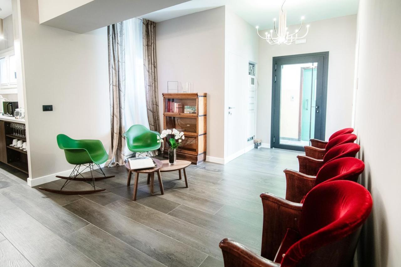 In Centro Luxury Rooms كومو المظهر الخارجي الصورة