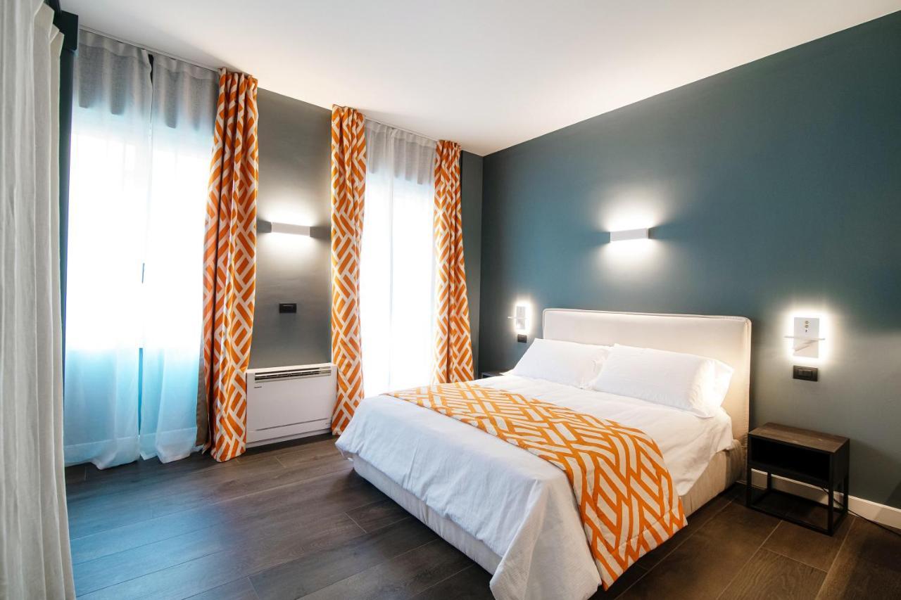 In Centro Luxury Rooms كومو المظهر الخارجي الصورة