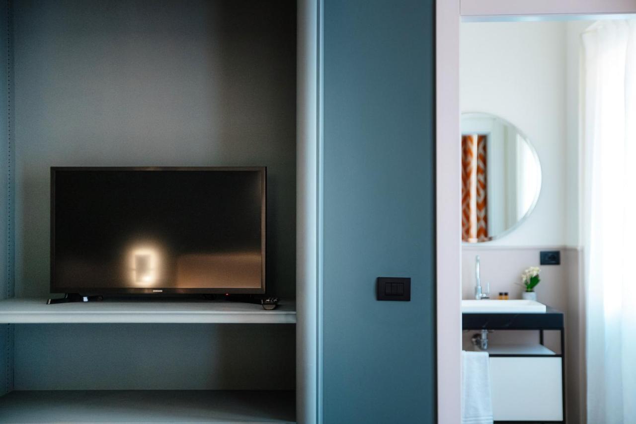 In Centro Luxury Rooms كومو المظهر الخارجي الصورة