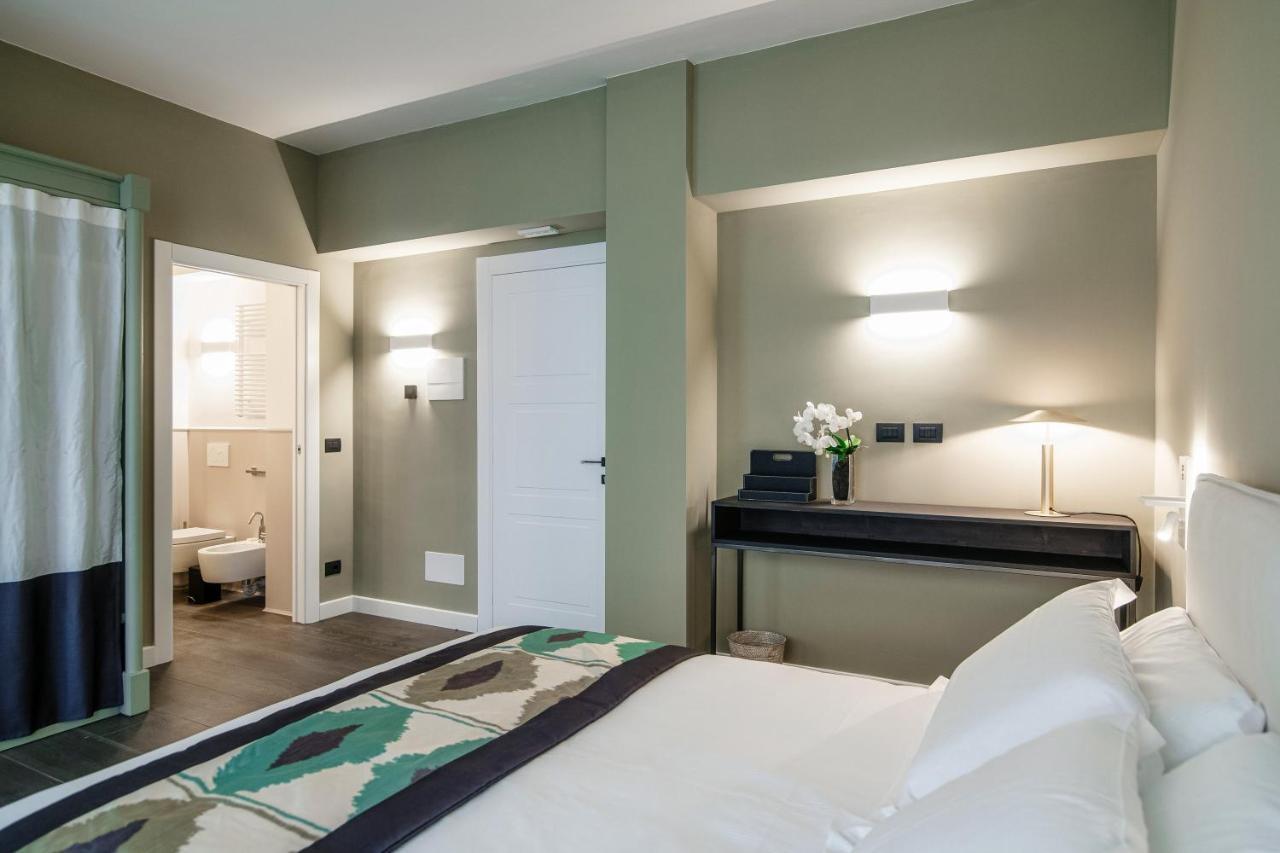 In Centro Luxury Rooms كومو المظهر الخارجي الصورة