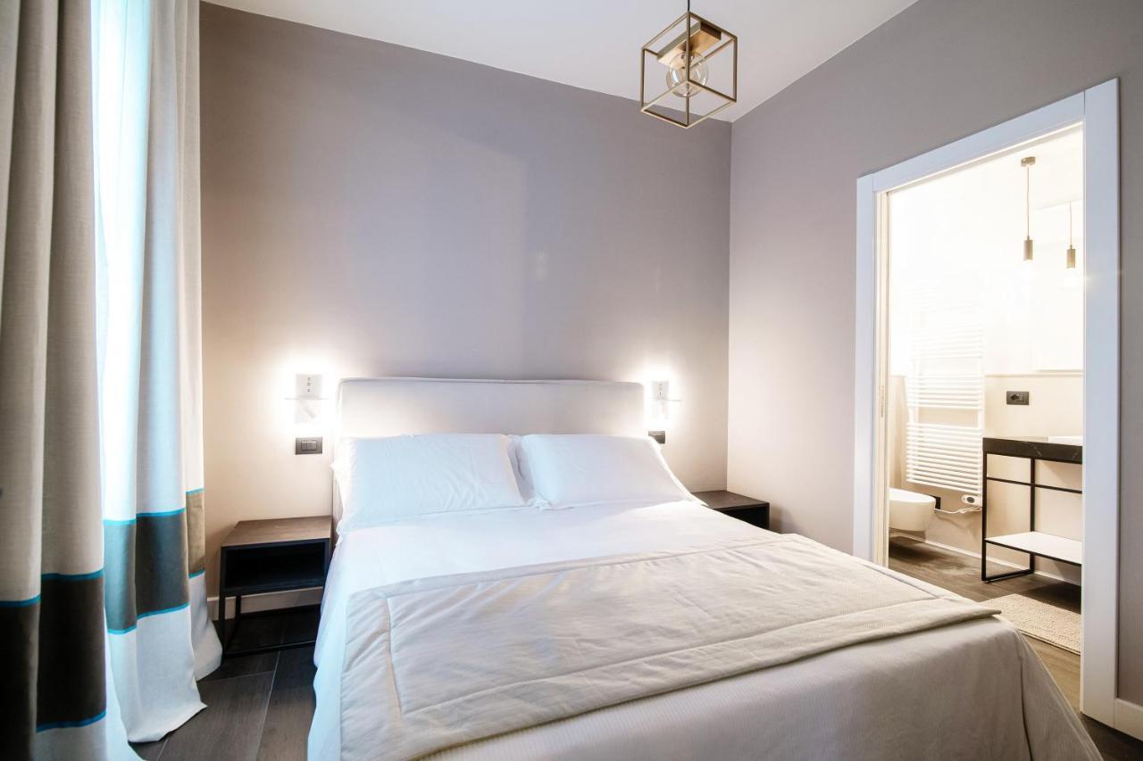 In Centro Luxury Rooms كومو المظهر الخارجي الصورة